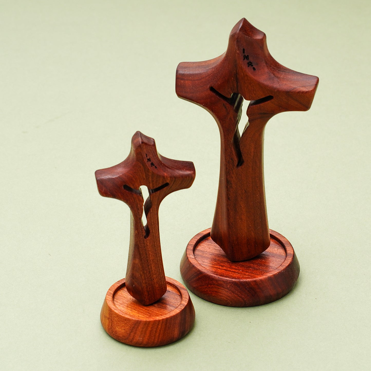 Rosewood Magnetic Attachment Standing Crosses Wooden Tabletop Versatile Cross for Home Church Decor Prayer Gifts